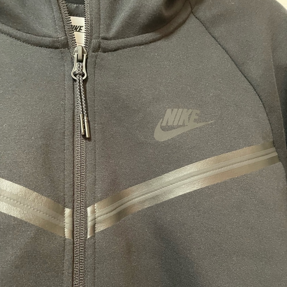 ❌SOLD❌🎊2xHP🎊 Nike Fleece Tech Zip-Up Hoodie *NWT* - Picture 4 of 16